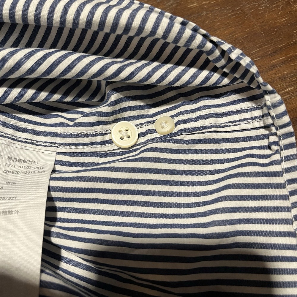 Abercrombie & Fitch Oxford Button Down Shirt Mens S Muscle White Blue Striped - Picture 6 of 11